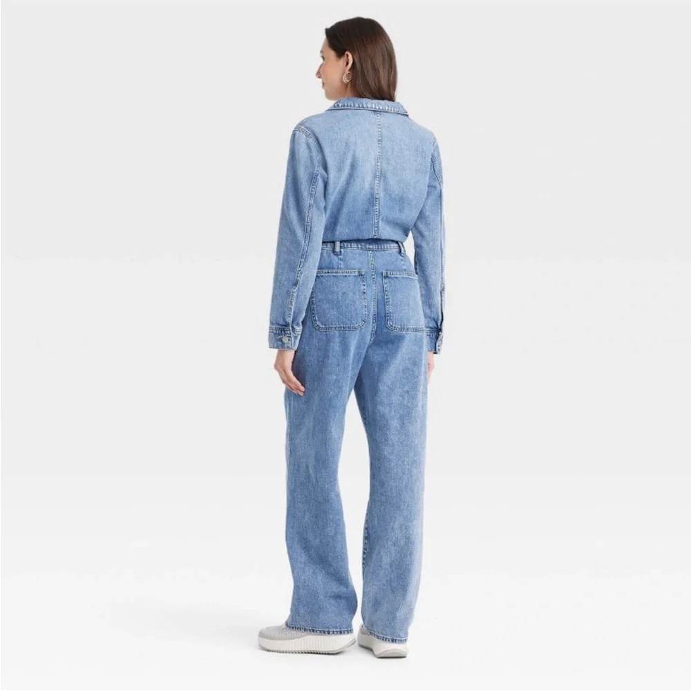 Women’s long sleeve utility baggy denim jumpsuit - Universal Threads 8 - Picture 2 of 3
